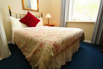 Our Rooms - The Lodge on Elizabeth - Hobart Tasmania