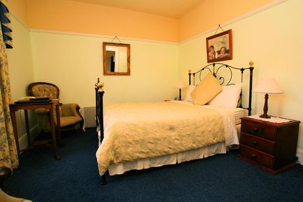 Our Rooms - The Lodge on Elizabeth - Hobart Tasmania