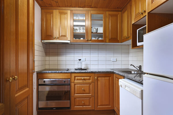 Cottage kitchen | Cottage kitchen | Cottage | The Lodge on Elizabeth Hobart Tasmania Accommodation