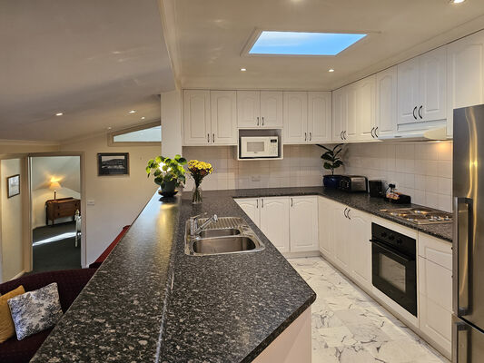 Kitchen  | Fully equipped kitchen | 2 Bed Apartment | The Lodge on Elizabeth Hobart Tasmania Accommodation