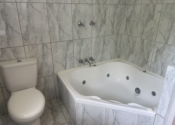 Spa room   Room 1 | Bathroom | Spa Room | The Lodge on Elizabeth Hobart Tasmania Accommodation
